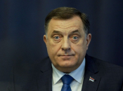 Komšić: Neotesani Dodik je kažnjen