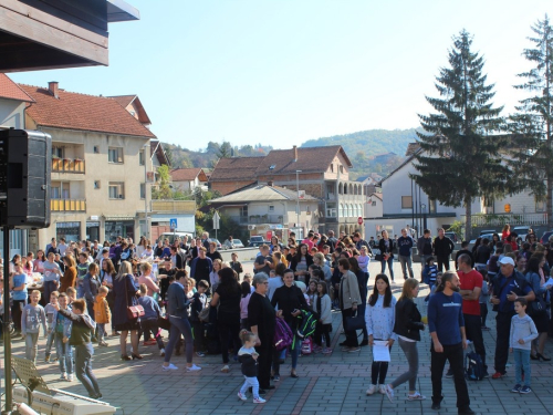 FOTO: Dani kruha u OŠ Marka Marulića Prozor