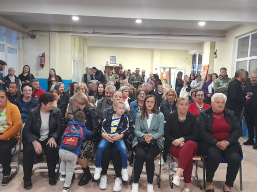 FOTO: Na Uzdolu održana promocija knjige ''Bez tebe'' Anice Grubeša-Nikolić