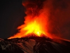 Eruptirao vulkan Etna - izbacivao lavu 100 metara u visinu