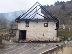Izgorjela kuća u Ploči