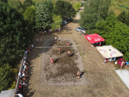 FOTO: 'Caffe Grand' osvojio prvo mjesto na turniru u odbojci u Ripcima