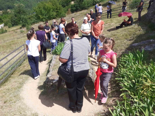 FOTO: Petrovo na Vrdolu, župa Uzdol