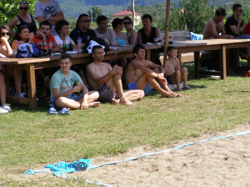 FOTO: U Ripcima održan turnir u odbojci na pijesku