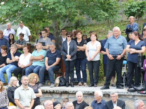 FOTO/VIDEO: Na Uzdolu obilježena 23. obljetnica stravičnog pokolja nad Hrvatima