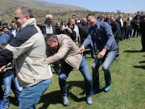 FOTO: Rumbočka fešta na Zahumu, proslavljen sv. Josip Radnik