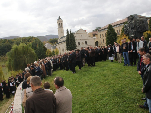 FOTO: Dan sjećanja na ramske žrtve u župi Rama-Šćit