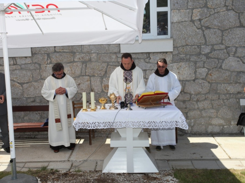 FOTO: Proslava sv. Ante u Zvirnjači