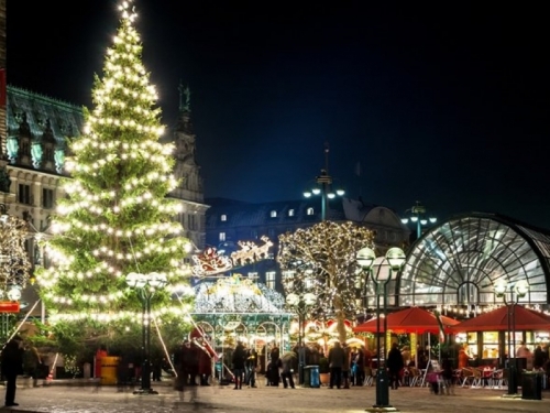 U Njemačkoj se traži ukidanje božićne rasvjete