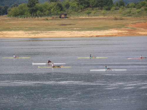 FOTO: Na Ramskom jezeru održana 3. veslačka regata