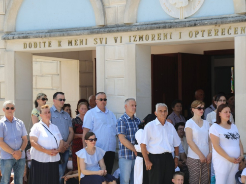 FOTO: Vanjska proslava patrona župe Prozor