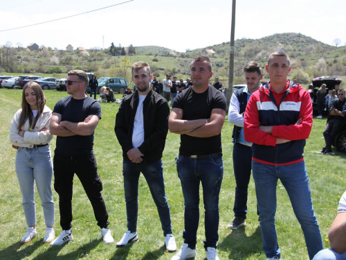 FOTO: Druženje Rumbočana i sv. misa na Zahumu