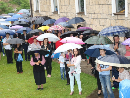 FOTO: Vanjska proslava sv. Ante u župi Gračac