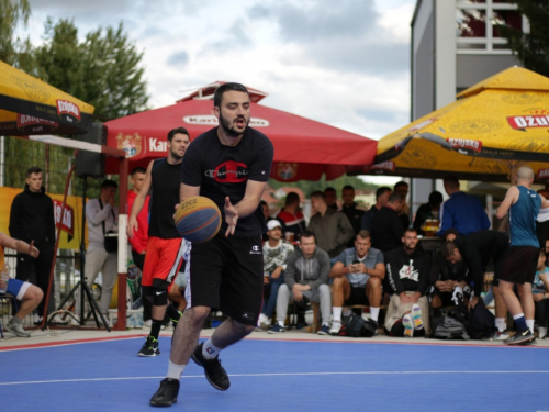 FOTO: Druga večer Streetball turnira u Prozoru