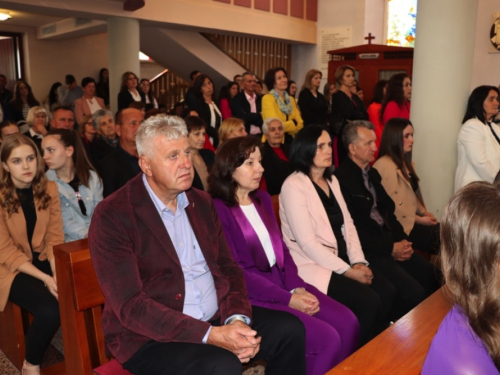 FOTO/VIDEO: Matura 2023. - Defile mladosti na ulicama Prozora