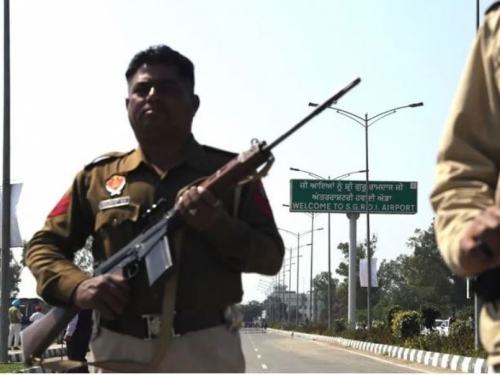 Indijska vlada tvrdi da je u Kašmiru jako napeto: "Traje intenzivna paljba"