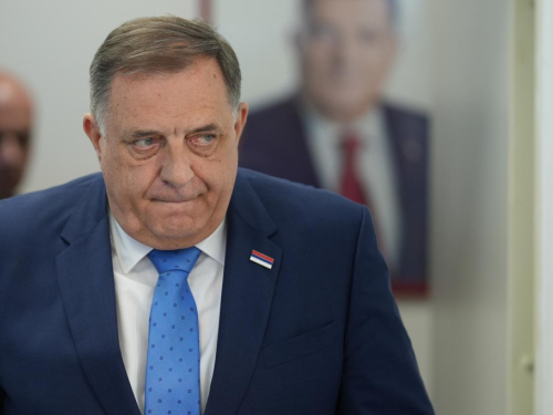 Dodikova objava nakon poraza BiH izazvala brojne reakcije: Pogledajte njegovu provokativnu poruku...