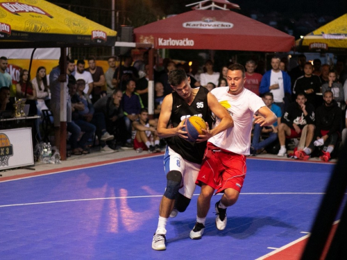 FOTO: Ekipa ''La Pont'' pobjednik 18. Streetball Rama 2020.