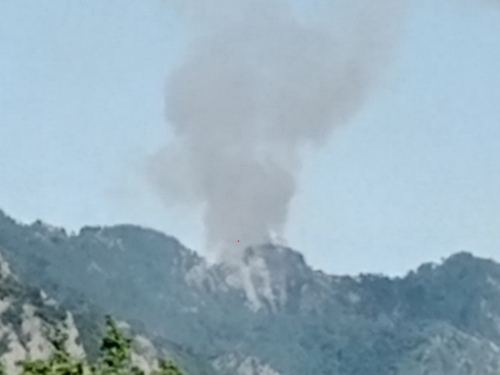 Gori na Pisviru, požar širi se prema Kosnim Lukama