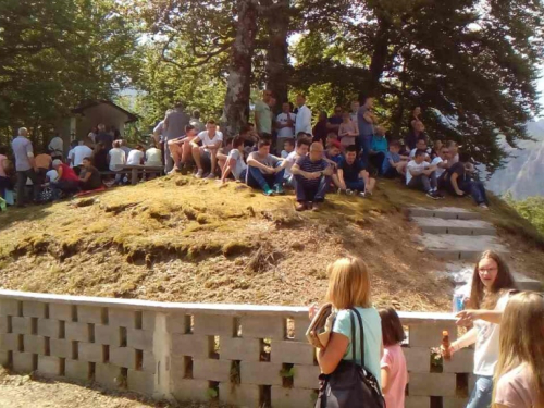 FOTO: Na Pomenu obilježena 24. obljetnica stradanja hrvatskih branitelja