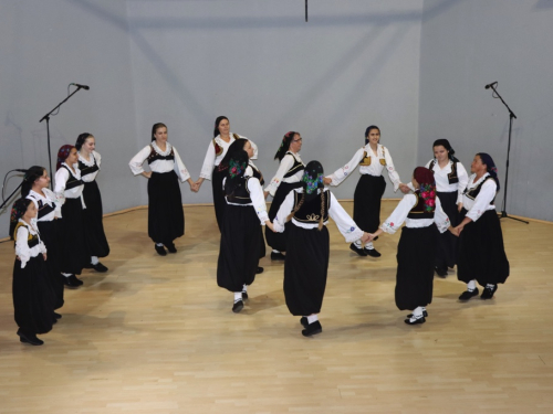 FOTO: 3. večer folklora u Prozoru - ''Običaje svoje zaboravit neću''