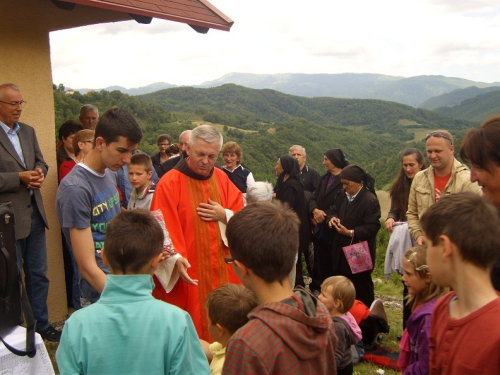 FOTO: Proslava sv. Petra i Pavla na Vrdolu u župi Uzdol