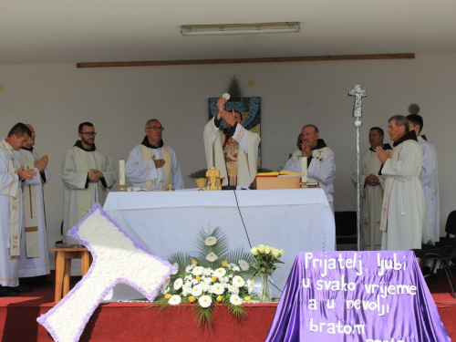 FOTO: Vanjska proslava svetoga Franje u Rumbocima