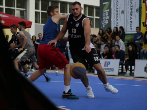 FOTO: Druga večer Streetball turnira u Prozoru