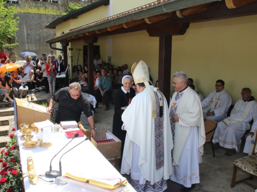 FOTO: Na Uzdolu svečano proslavljen sv. Ivo i 160. obljetnica župe