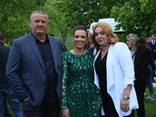 FOTO/VIDEO: Matura 2023. - Defile mladosti na ulicama Prozora