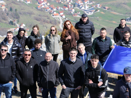 Mirno okupljanje na Zahumu: Ramci poručili – ''Ne damo svoje!''