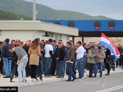 Policija prekršajno obradila devet prosvjednika s Bijače