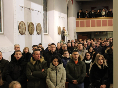 FOTO: Polnoćka u Prozoru