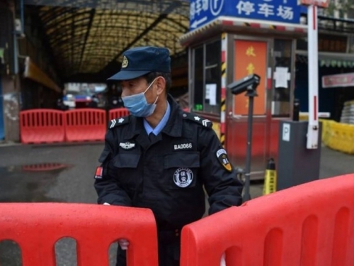 Tim WHO-a provjerava tržnicu u Wuhanu za koju se vjeruje da je izvor epidemije koronavirusa