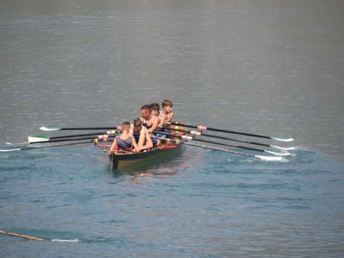 FOTO: Na Ramskom jezeru održana veslačka regata