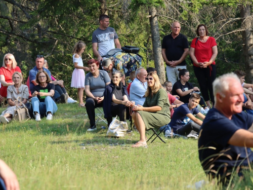 FOTO: Misa Uočnica na Kedžari