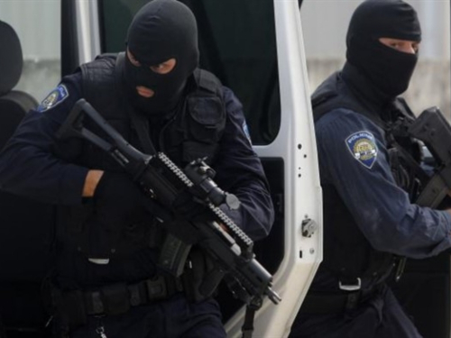 U tijeku uhićenja više dilera i policajaca u BiH i Hrvatskoj