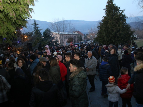 FOTO: Žive jaslice u župi Rama Šćit