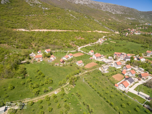 FOTO/VIDEO: Ramo moja morat ću te slikat - Varvara