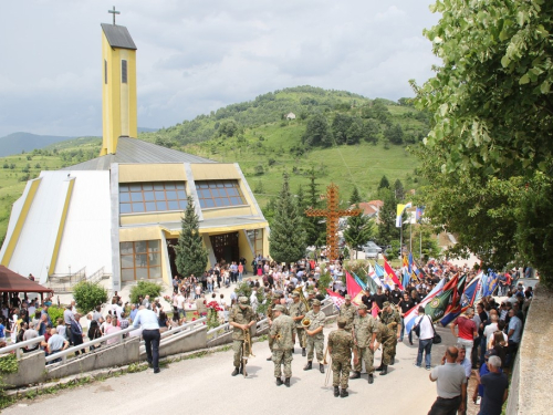 UZDOL: Otkriven spomenik poginulim braniteljima i obilježen Dan 3. bojne brigade Rama