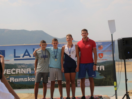 FOTO: Veslačka regata na Ramskom jezeru