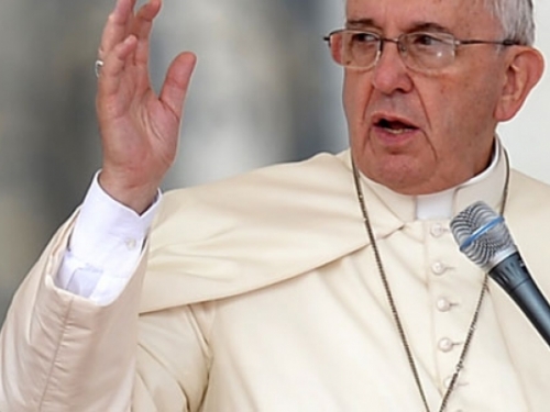 Papa: Crkve nikad ne smiju postati poslovne kuće, Isusovo otkupljenje je uvijek besplatno