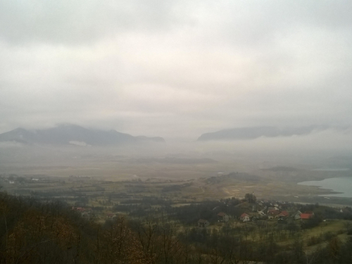 Pretežno oblačno vrijeme, moguće padaline