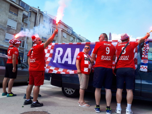 FOTO/VIDEO: Ramski navijači krenuli u Rusiju - Sretno!