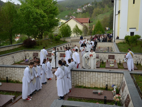 FOTO: Đakoni iz Hrvatske posjetili Uzdol