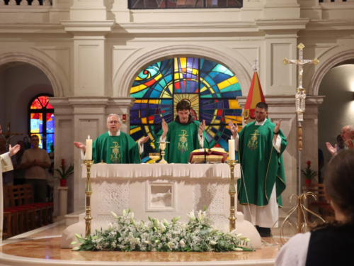 FOTO/VIDEO: Ramci hodočastili Gospi u Sinj