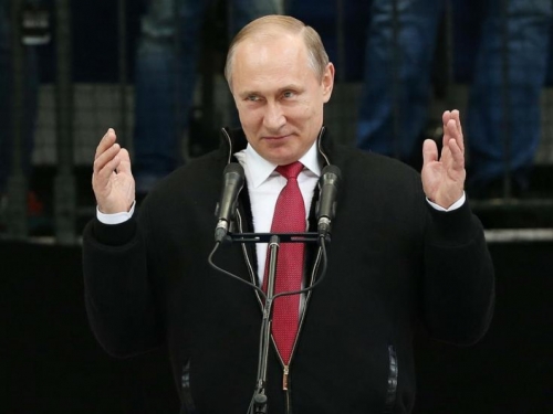 Putin ženama: 'Uvijek ćemo vam biti dužni'