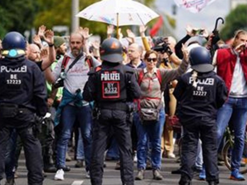 U Njemačkoj protivnici cijepljenja i mjera sve agresivniji