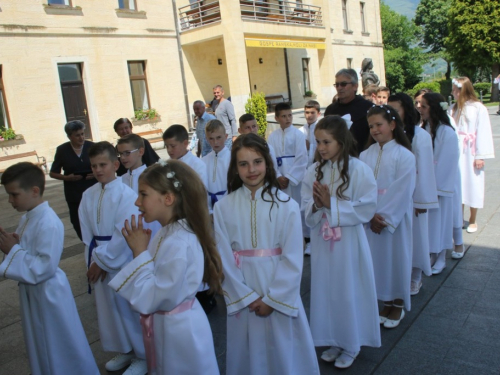 FOTO: Prva pričest u župi Rama Šćit