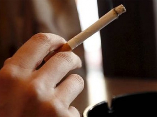Potpuna zabrana pušenja u zatvorenim javnim prostorima